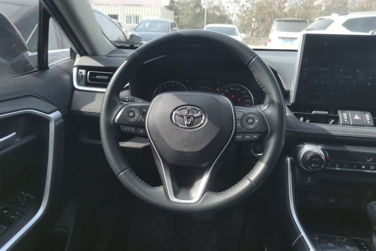 Used Toyota Wildlander 2022 2.0L CVT 4x4 Luxury PLUS Edition Steering Wheel
