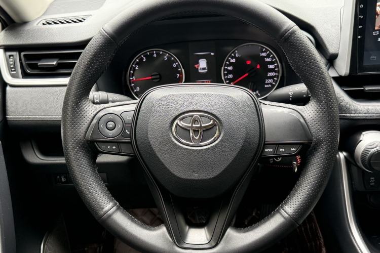 Used Toyota Wildlander 2022 Updated Version 2.0L CVT Two-Wheel Drive Leading Edition Steering Wheel