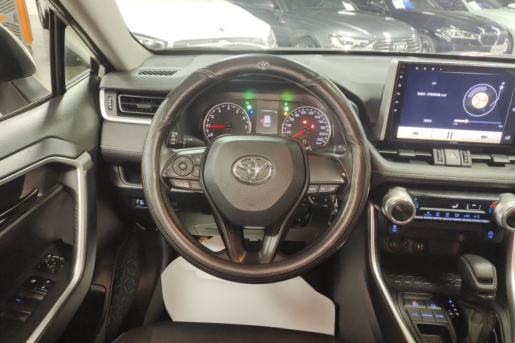 Used Toyota Wildlander 2022 Updated Version 2.0L CVT Two-Wheel Drive Leading Edition Steering Wheel