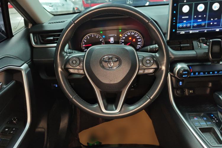 Used Toyota Wildlander 2022 2.0L CVT Two-Wheel Drive Luxury Edition Steering Wheel