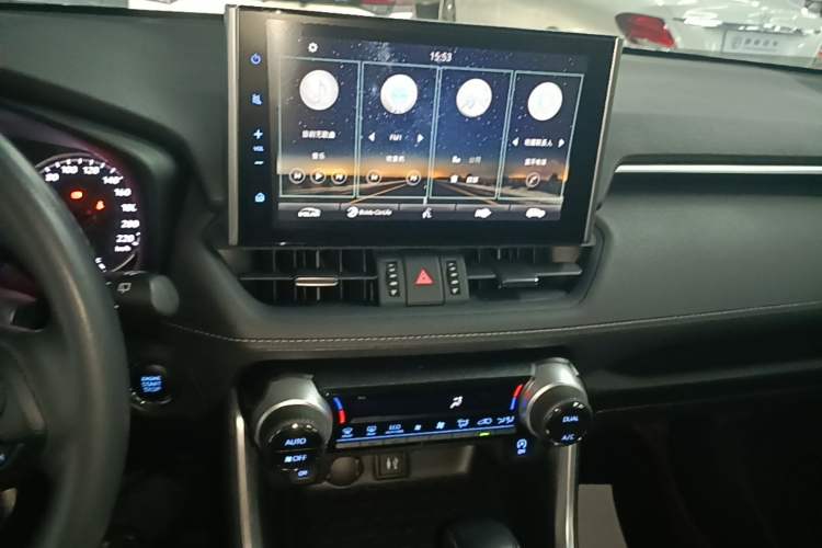 Used Toyota Wildlander 2022 2.0L CVT Two-Wheel Drive Luxury PLUS Edition Audio And AC Panel