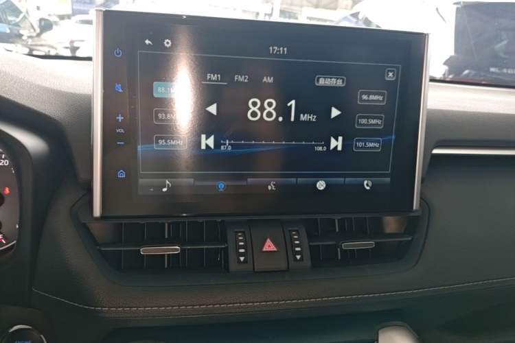 Used Toyota Wildlander 2022 2.0L CVT 4x4 Luxury PLUS Edition Audio And AC Panel