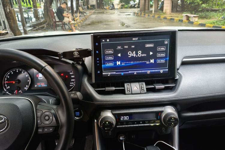 Used Toyota Wildlander 2022 2.0L CVT Two-Wheel Drive Luxury PLUS Edition Audio And AC Panel