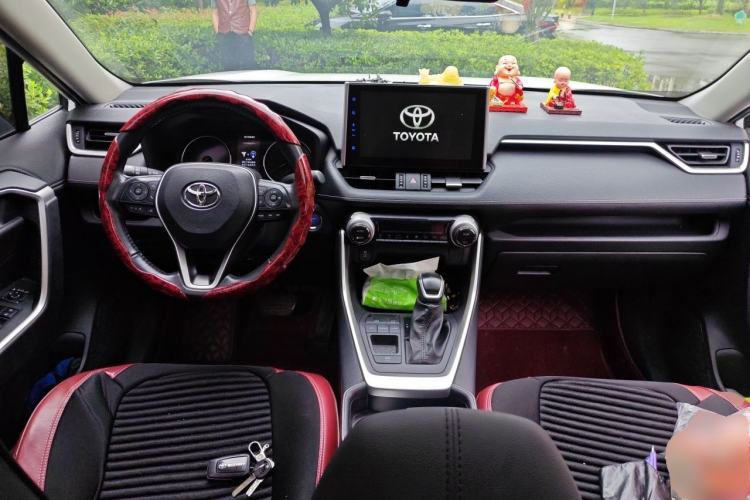 Used Toyota Wildlander 2022 Dual-Engine 2.5L E-CVT Two-Wheel Drive Luxury PLUS Edition Center Console