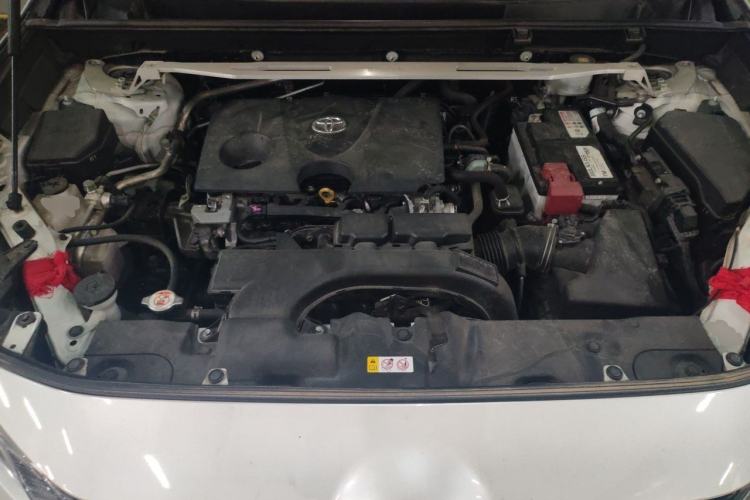 Used Toyota Wildlander 2022 2.0L CVT Four-Wheel Drive Premium Edition Engine Bay