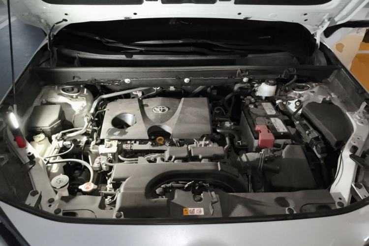 Used Toyota Wildlander 2022 2.0L CVT Two-Wheel Drive Luxury PLUS Edition Engine Bay