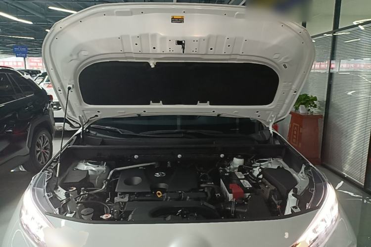 Used Toyota Wildlander 2022 2.0L CVT Two-Wheel Drive Luxury PLUS Edition Engine Bay