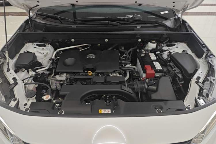 Used Toyota Wildlander 2022 2.0L CVT Two-Wheel Drive Luxury PLUS Edition Engine Bay
