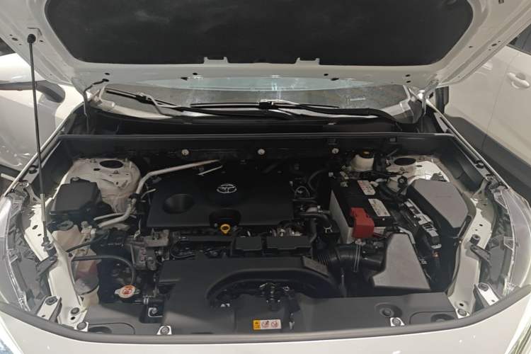 Used Toyota Wildlander 2022 2.0L CVT 4x4 Luxury PLUS Edition Engine Bay