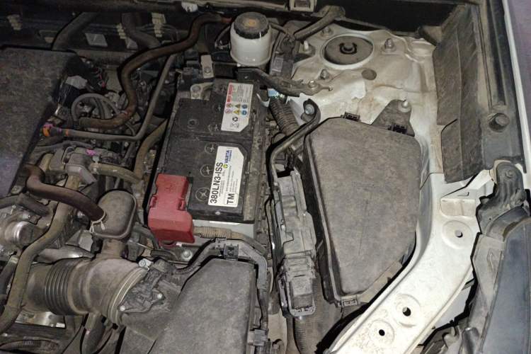 Used Toyota Wildlander 2022 2.0L CVT 4x4 Luxury PLUS Edition Engine Bay Left