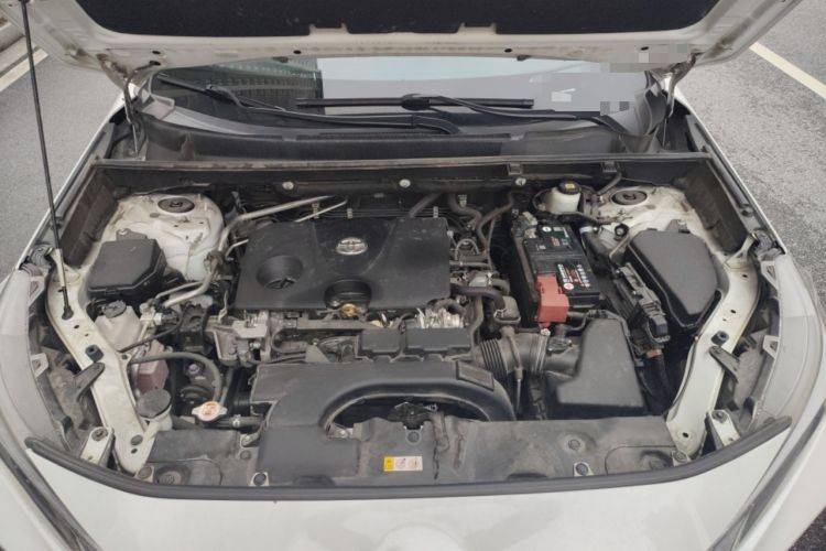 Used Toyota Wildlander 2022 2.0L CVT 4x4 Luxury PLUS Edition Engine Bay