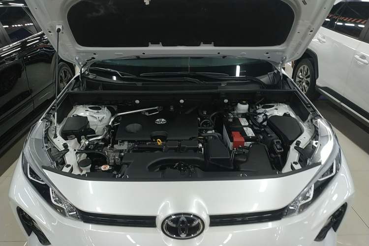 Used Toyota Wildlander 2022 2.0L CVT Two-Wheel Drive Luxury PLUS Edition Engine Bay
