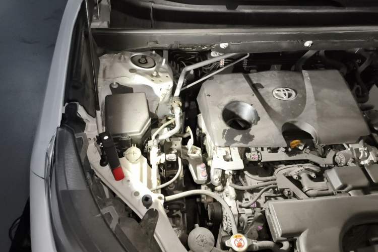 Used Toyota Wildlander 2022 2.0L CVT Two-Wheel Drive Luxury PLUS Edition Engine Bay Right