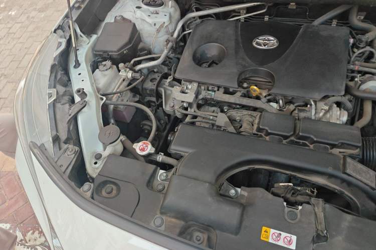 Used Toyota Wildlander 2022 2.0L CVT 4x4 Luxury PLUS Edition Engine Bay Right