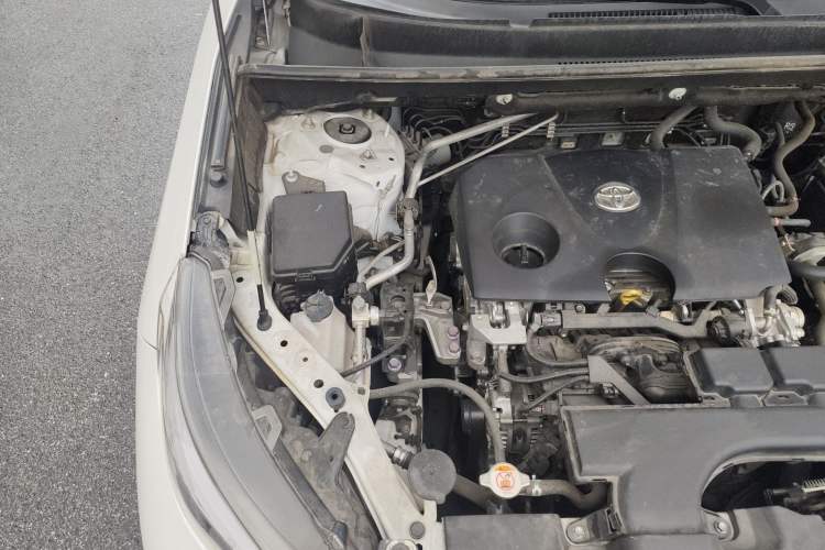 Used Toyota Wildlander 2022 2.0L CVT 4x4 Luxury PLUS Edition Engine Bay Right