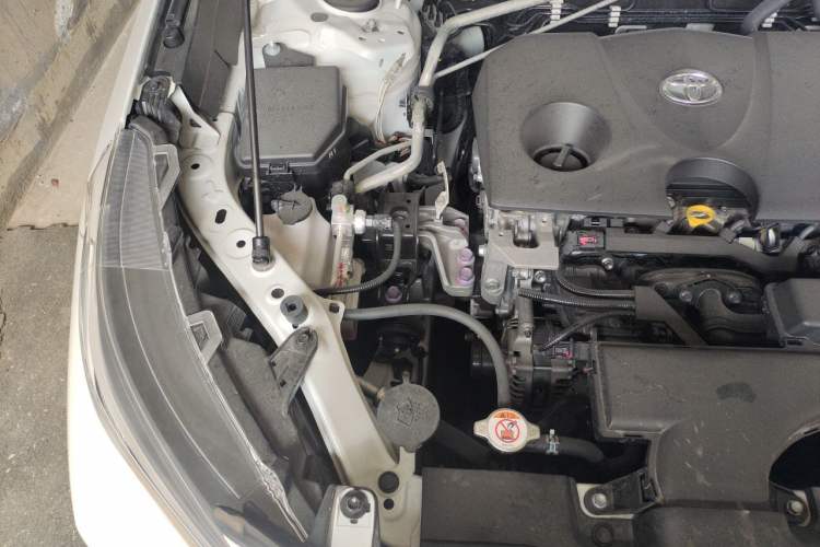 Used Toyota Wildlander 2022 2.0L CVT Two-Wheel Drive Luxury PLUS Edition Engine Bay Right