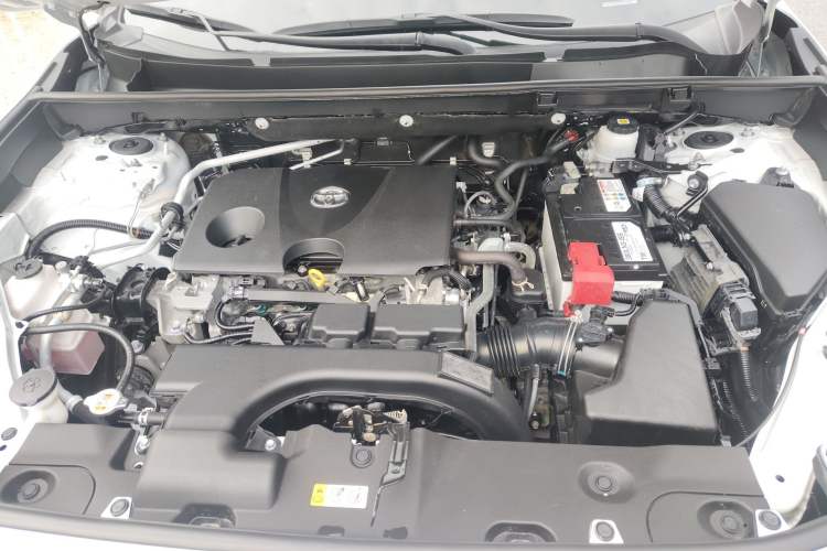 Used Toyota Wildlander 2022 2.0L CVT Four-Wheel Drive Luxury Edition Engine Bay