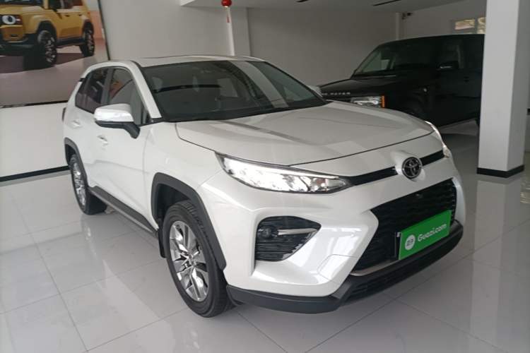 Used Toyota Wildlander 2022 2.0L CVT 4x4 Luxury PLUS Edition Exterior 1