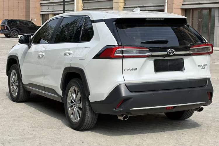 Used Toyota Wildlander 2022 2.0L CVT Four-Wheel Drive Luxury Edition Exterior 3