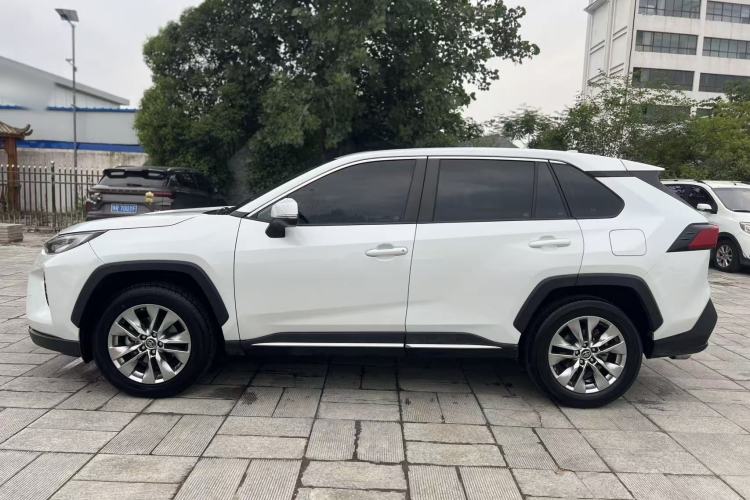 Used Toyota Wildlander 2022 2.0L CVT Two-Wheel Drive Luxury PLUS Edition Exterior 3