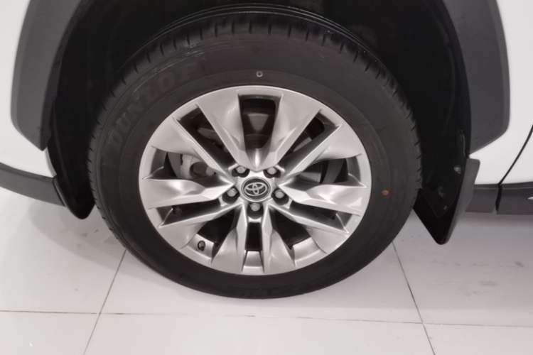 Used Toyota Wildlander 2022 2.0L CVT 4x4 Luxury PLUS Edition Exterior 4