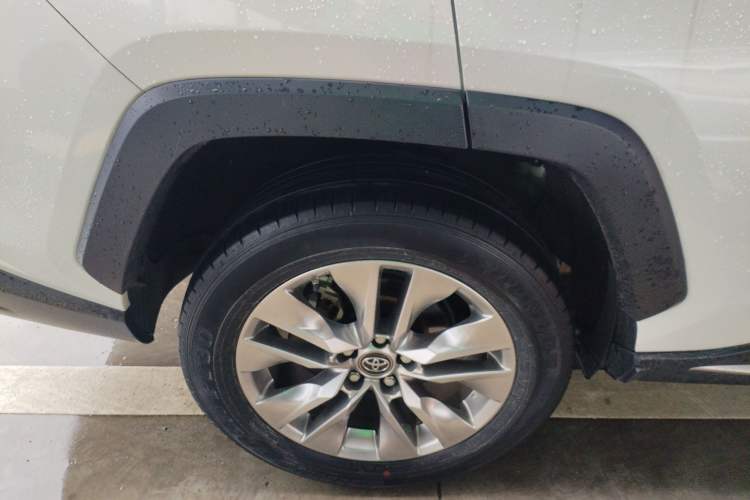 Used Toyota Wildlander 2022 Dual-Engine 2.5L E-CVT Two-Wheel Drive Prestige Edition Exterior 5