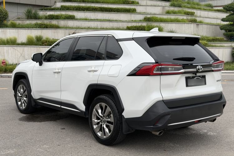 Used Toyota Wildlander 2022 2.0L CVT Two-Wheel Drive Luxury Edition Exterior 5