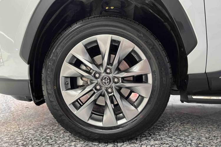 Used Toyota Wildlander 2022 Dual-Engine 2.5L E-CVT Two-Wheel Drive Luxury PLUS Edition Exterior 7