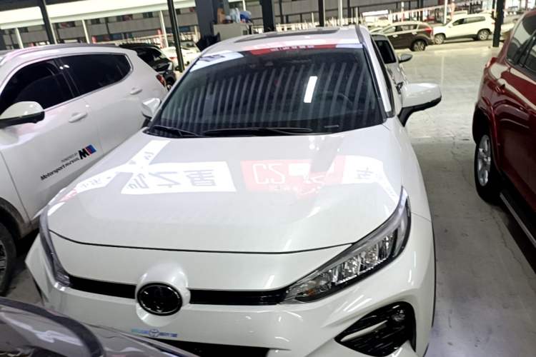 Used Toyota Wildlander 2022 2.0L CVT Two-Wheel Drive Luxury PLUS Edition Front