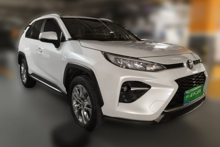 Used Toyota Wildlander 2022 2.0L CVT Two-Wheel Drive Luxury PLUS Edition Front Right 45 Deg
