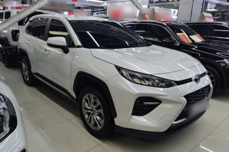 Used Toyota Wildlander 2022 2.0L CVT Two-Wheel Drive Luxury PLUS Edition Front Right 45 Deg
