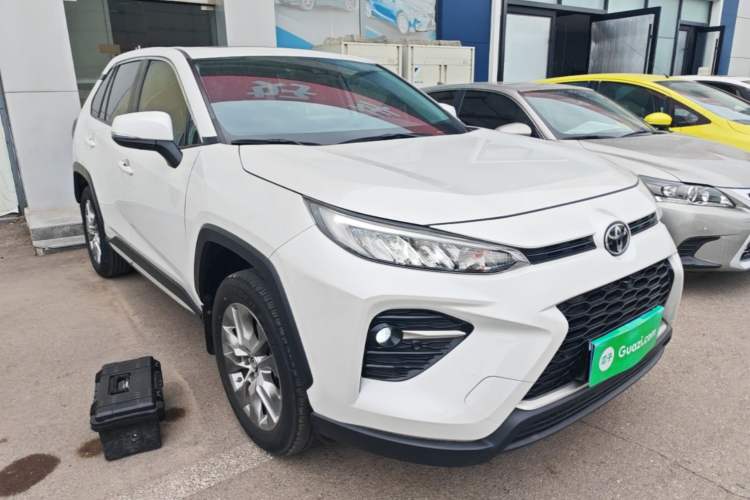 Used Toyota Wildlander 2022 2.0L CVT 4x4 Luxury PLUS Edition Front Right 45 Deg