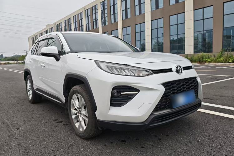 Used Toyota Wildlander 2022 2.0L CVT Two-Wheel Drive Leading Edition Front Right 45 Deg