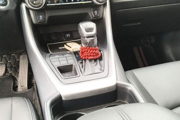 Used Toyota Wildlander 2022 2.0L CVT Four-Wheel Drive Luxury Edition Gear Lever