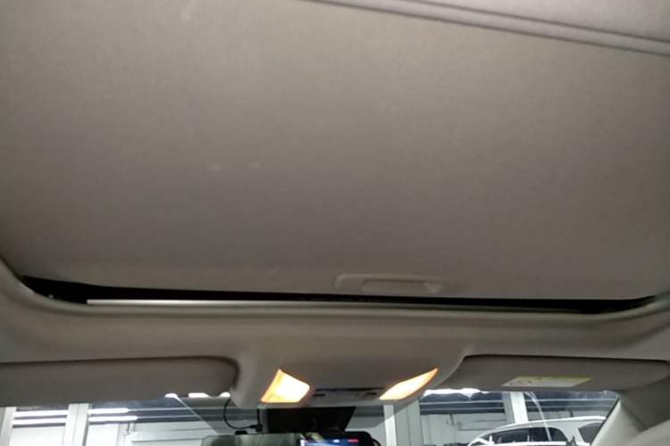 Used Toyota Wildlander 2022 2.0L CVT Two-Wheel Drive Luxury Edition Headliner
