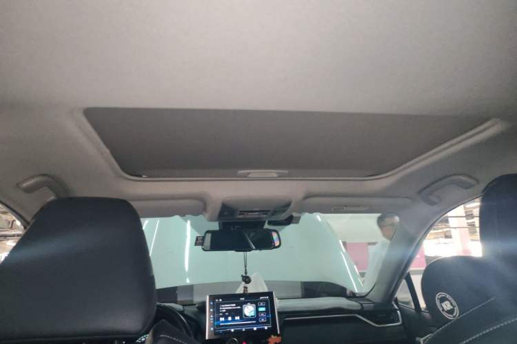 Used Toyota Wildlander 2022 2.0L CVT Four-Wheel Drive Premium Edition Headliner