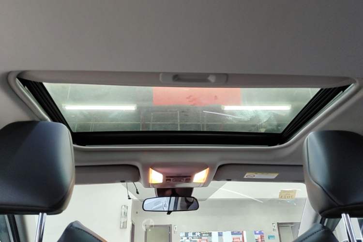 Used Toyota Wildlander 2022 2.0L CVT Two-Wheel Drive Luxury Edition Headliner
