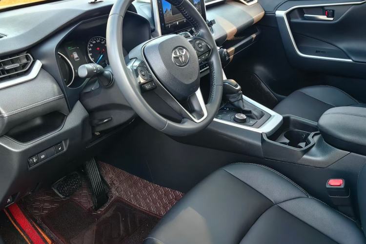 Used Toyota Wildlander 2022 Dual-Engine 2.5L E-CVT Four-Wheel Drive Luxury Edition Interior 1