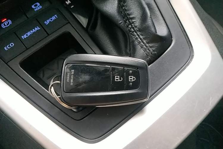 Used Toyota Wildlander 2022 2.0L CVT Two-Wheel Drive Luxury PLUS Edition Interior 1