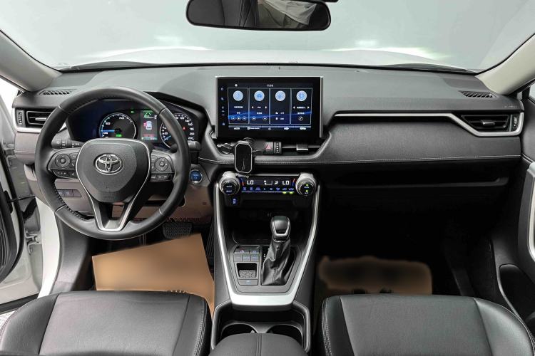Used Toyota Wildlander 2022 Dual-Engine 2.5L E-CVT Two-Wheel Drive Luxury PLUS Edition Interior 1