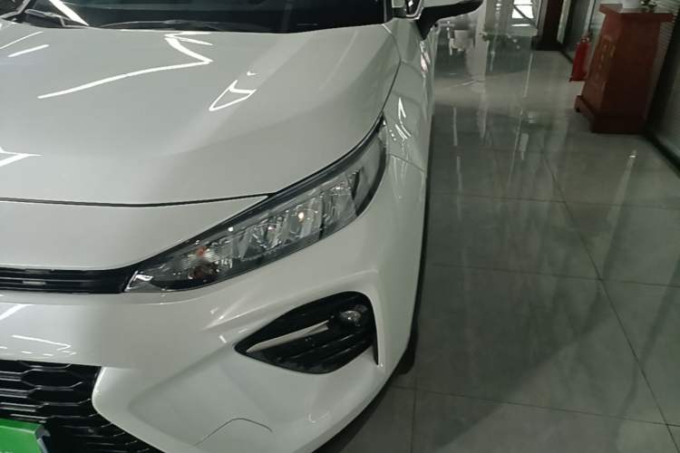 Used Toyota Wildlander 2022 2.0L CVT Two-Wheel Drive Luxury PLUS Edition Left Front Headlight