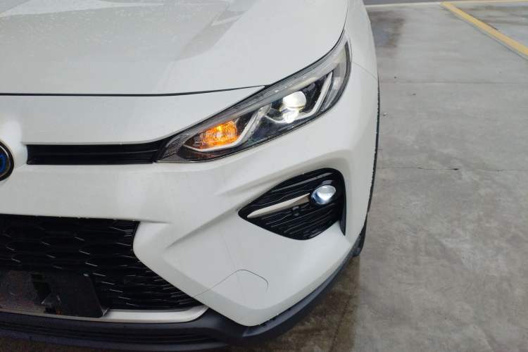 Used Toyota Wildlander 2022 Dual-Engine 2.5L E-CVT Two-Wheel Drive Prestige Edition Left Front Headlight