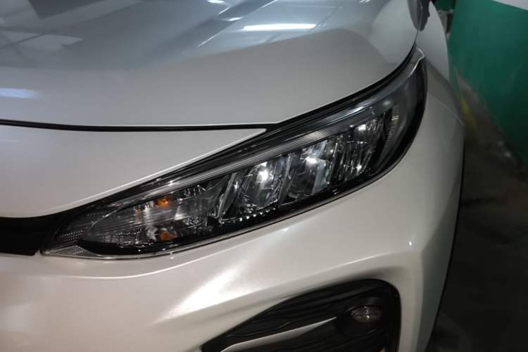 Used Toyota Wildlander 2022 Updated Version 2.0L CVT Two-Wheel Drive Leading Edition Left Front Headlight