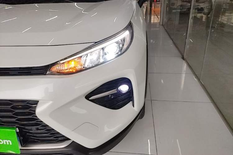 Used Toyota Wildlander 2022 2.0L CVT Two-Wheel Drive Luxury PLUS Edition Left Front Headlight