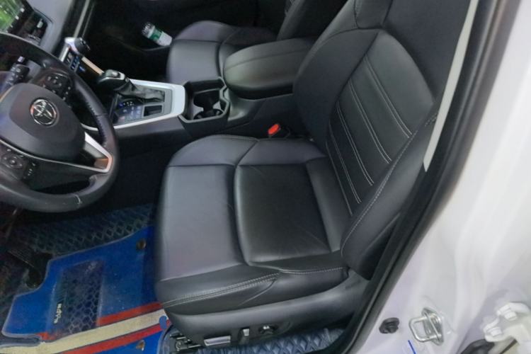 Used Toyota Wildlander 2022 2.0L CVT 4x4 Luxury PLUS Edition Left Front Seat