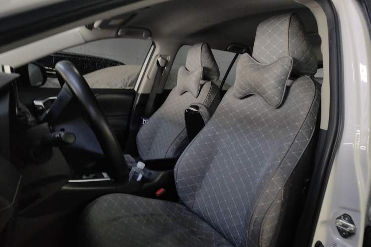 Used Toyota Wildlander 2022 Updated Version 2.0L CVT Two-Wheel Drive Leading Edition Left Front Seat