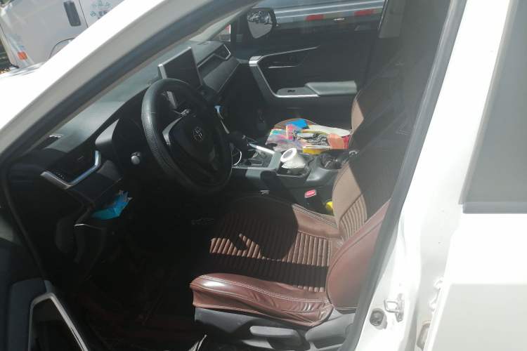Used Toyota Wildlander 2022 2.0L CVT Two-Wheel Drive Leading Edition Left Front Seat