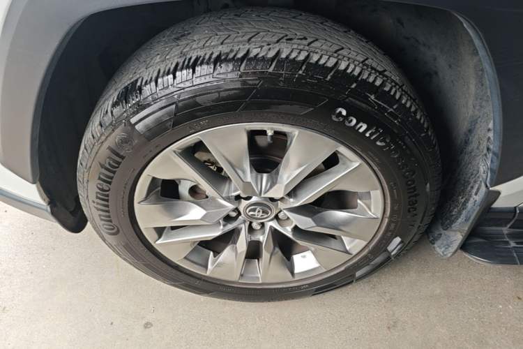 Used Toyota Wildlander 2022 2.0L CVT Two-Wheel Drive Luxury Edition Left Front Wheel Hub