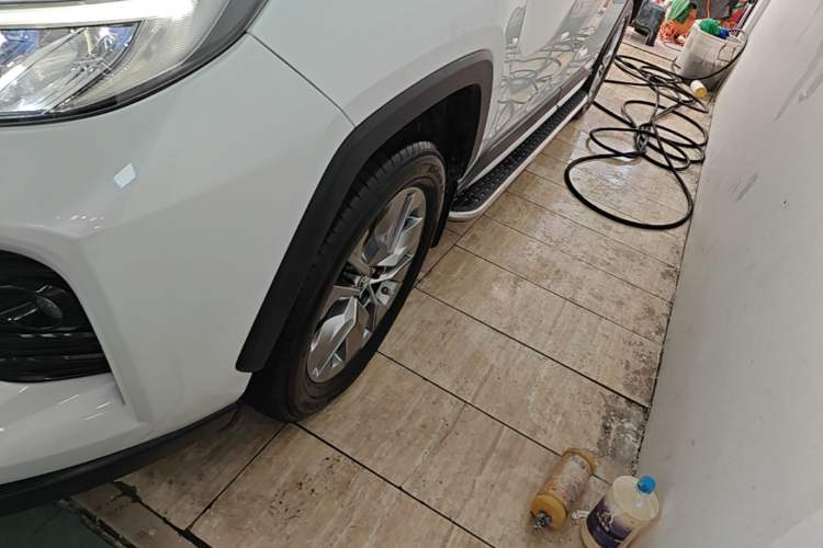 Used Toyota Wildlander 2022 2.0L CVT Two-Wheel Drive Luxury PLUS Edition Left Front Wheel Hub