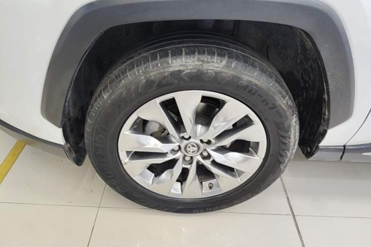 Used Toyota Wildlander 2022 2.0L CVT Two-Wheel Drive Luxury Edition Left Front Wheel Hub